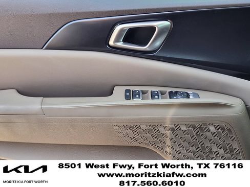 New 2026 Kia Carnival FWD image 16