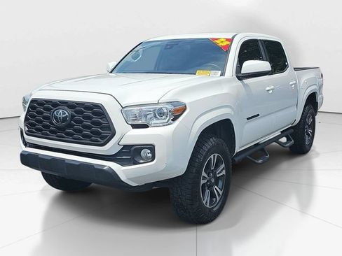 Used 2023 Toyota Tacoma SR5 RWD image 7