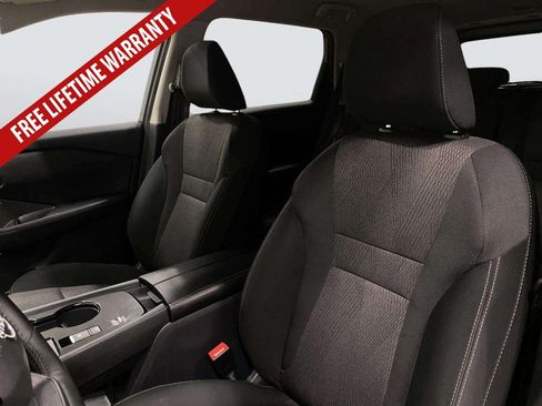 Used 2025 Nissan Rogue SV FWD image 27