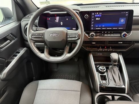 Used 2024 Chevrolet Colorado Trail Boss w/ Advanced Trailering Package image 30