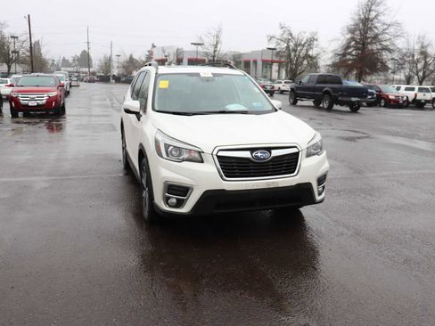 Used 2019 Subaru Forester Limited image 3