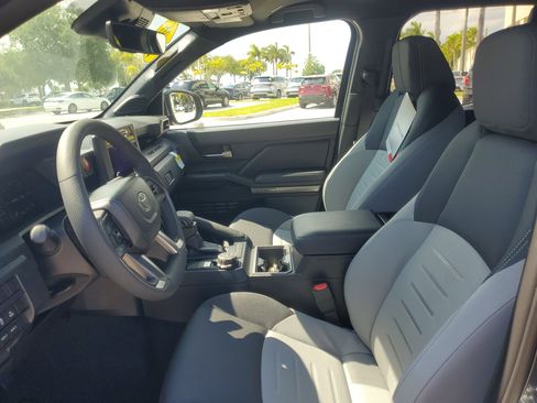 Certified 2026 Toyota Tacoma TRD Off-Road w/ TRD Off Road Upgrade Package AWD/4WD image 14
