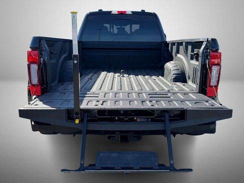 Used 2022 Ford F350 Lariat w/ Lariat Ultimate Package image 8