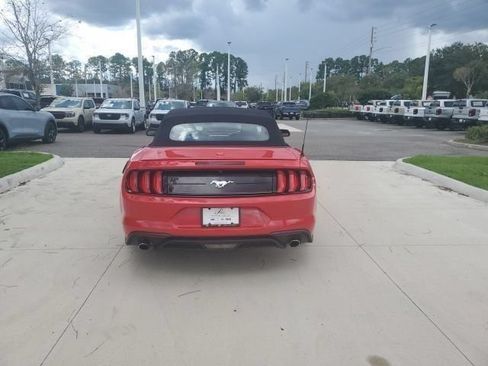 Used 2023 Ford Mustang Premium RWD image 7
