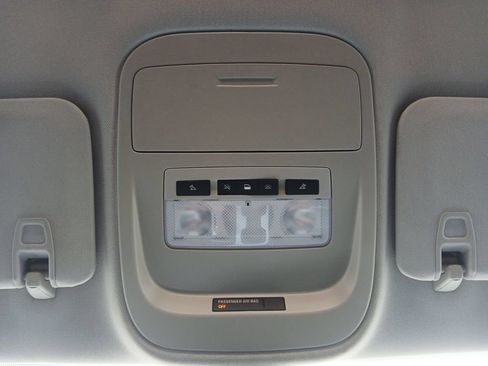 Used 2019 Chevrolet Colorado ZR2 AWD/4WD image 7