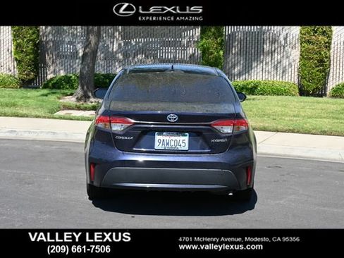 Used 2022 Toyota Corolla LE FWD image 5