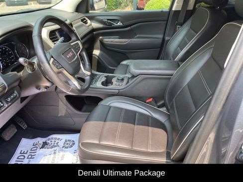 Used 2022 GMC Acadia Denali w/ Denali Ultimate Package AWD/4WD image 6