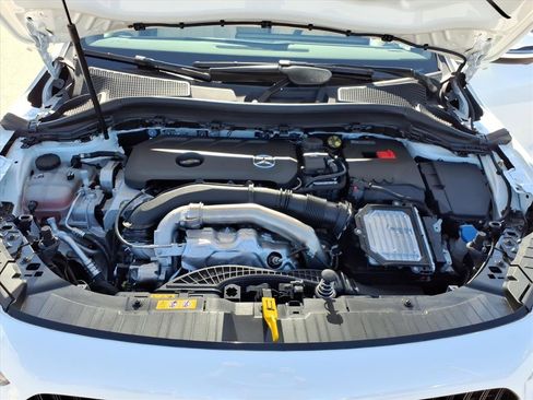 New 2026 Mercedes-Benz GLA 250 4MATIC image 10