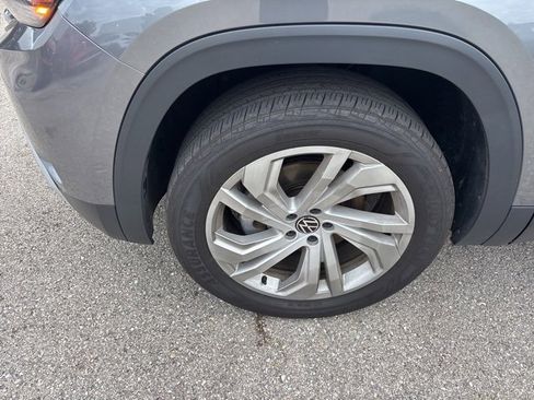 Used 2022 Volkswagen Atlas SEL image 6