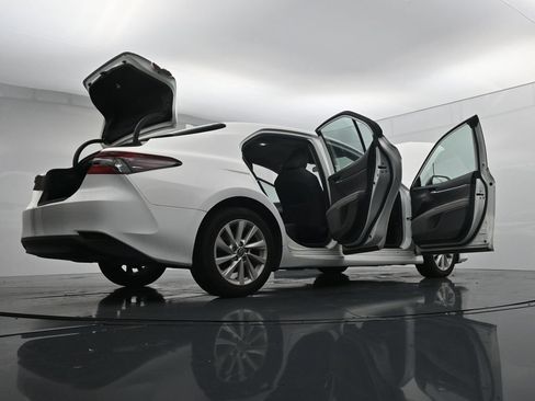 Used 2024 Toyota Camry LE FWD image 29