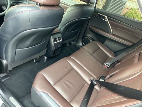Used 2019 Lexus RX 350 AWD w/ Navigation Package image 18