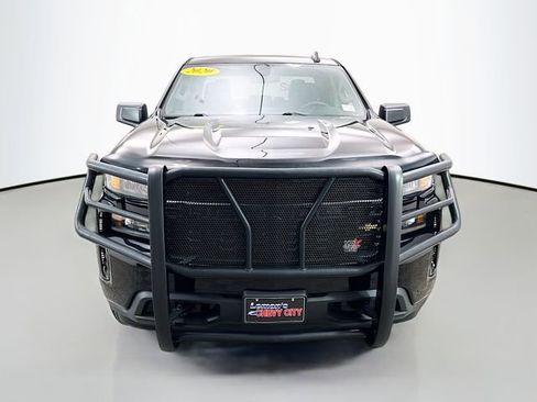 Used 2020 Chevrolet Silverado 1500 Custom w/ Custom Value Package image 2