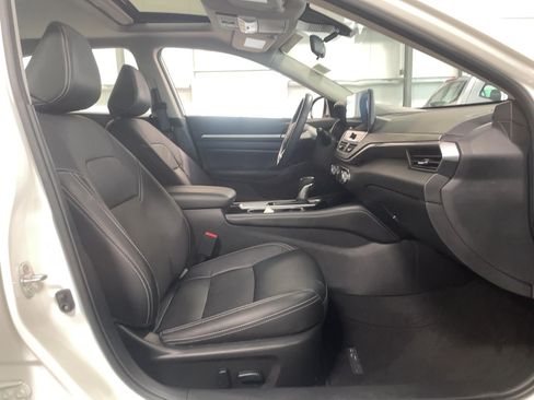 Used 2024 Nissan Altima 2.5 SL AWD/4WD image 19