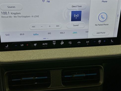 New 2026 Ford Maverick XLT w/ Equipment Group 301A AWD/4WD image 9