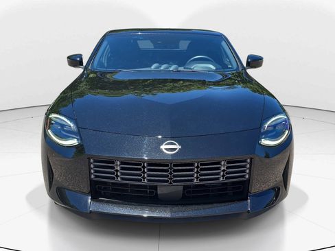 Used 2025 Nissan Z Performance w/ Floor Mat Package RWD image 9