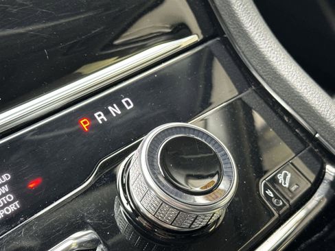 Used 2022 Jeep Grand Cherokee Limited 4xe image 20