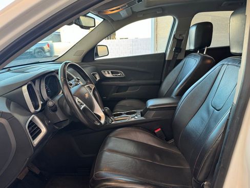 Used 2017 Chevrolet Equinox Premier w/ Enhanced Convenience Package image 12