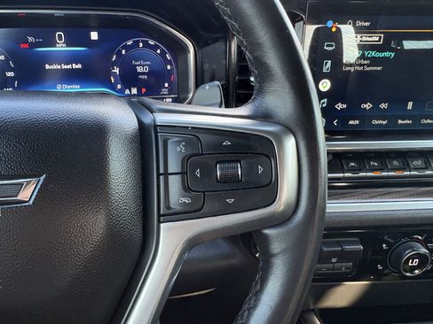 Used 2022 Chevrolet Silverado 1500 LT Trail Boss w/ Convenience Package II AWD/4WD image 19
