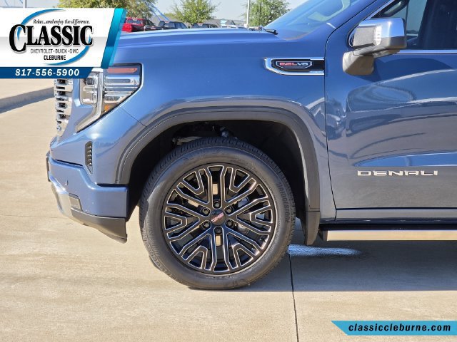 Used 2025 GMC Sierra 1500 Denali w/ Denali Reserve Package AWD/4WD image 12