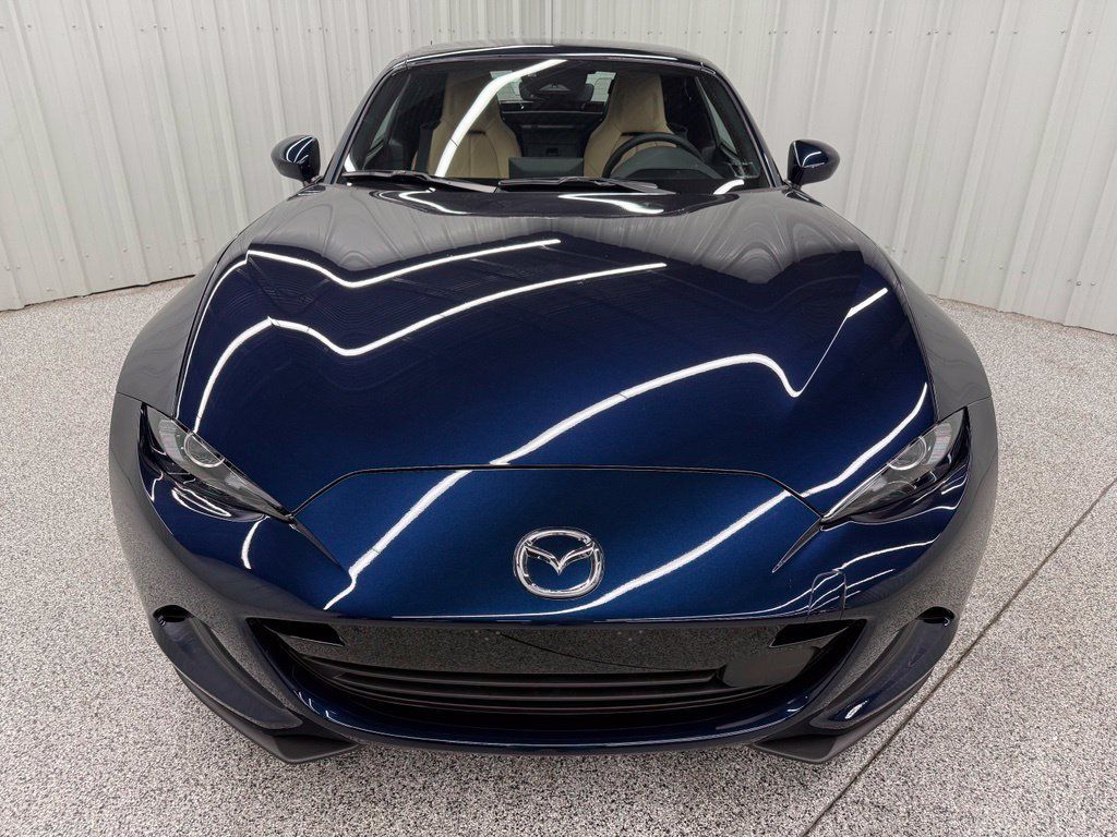 Used 2026 MAZDA MX-5 Miata RF Grand Touring RWD image 2