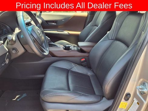 Used 2021 Toyota Venza XLE w/ Softex Package AWD/4WD image 27