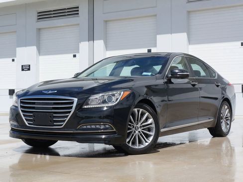 Used 2017 Genesis G80 3.8 w/ Option Group 02 image 4