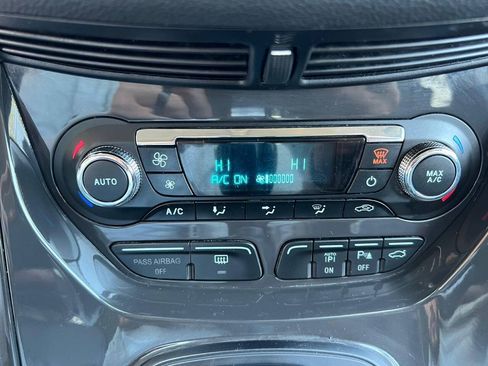 Used 2014 Ford Escape Titanium w/ Equipment Group 401A FWD image 10