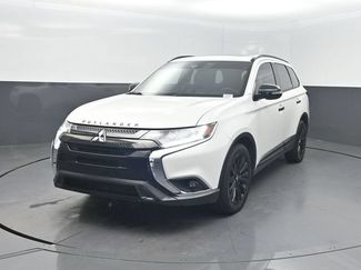 Used 2020 Mitsubishi Outlander LE FWD video 2