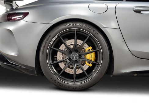 Used 2019 Mercedes-Benz AMG GT R image 34