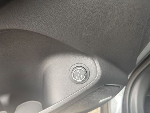 New 2026 Chevrolet TrailBlazer RS w/ Convenience Package image 19