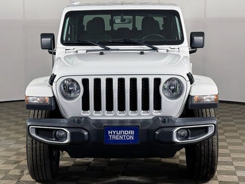 Used 2022 Jeep Gladiator Overland AWD/4WD image 8