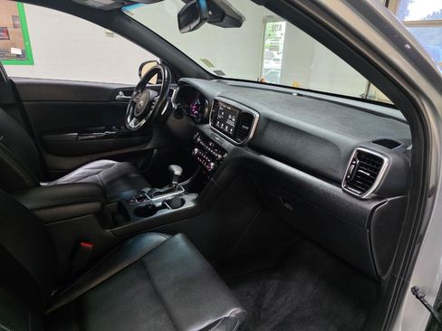 Used 2020 Kia Sportage S w/ S Premium Package AWD/4WD image 25