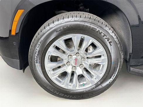 Used 2025 GMC Yukon Denali AWD/4WD image 47