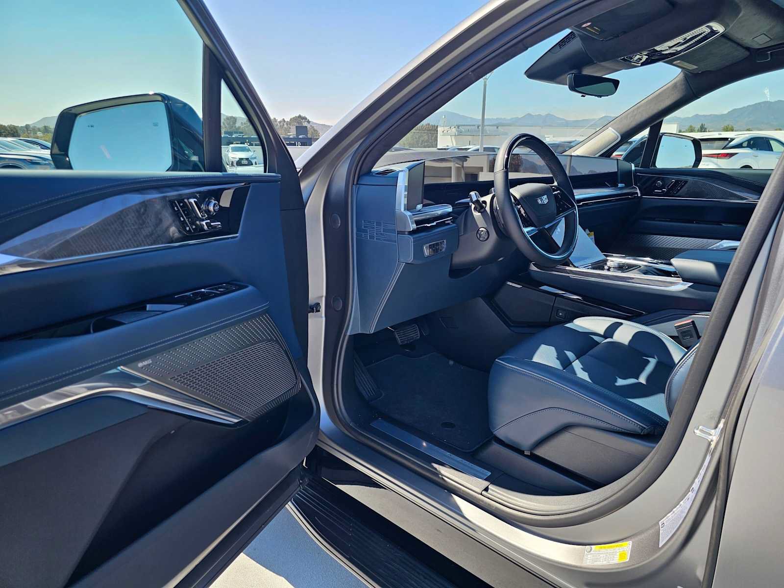 New 2026 Cadillac Escalade IQL Sport 2 w/ LPO, ONYX Package AWD/4WD image 23