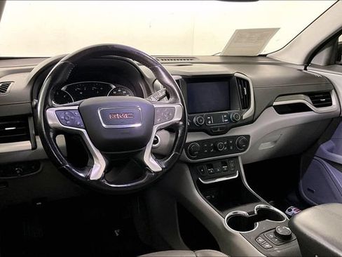 Used 2019 GMC Terrain SLT w/ Infotainment Package II AWD/4WD image 3
