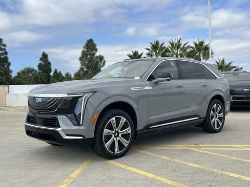 New 2026 Cadillac Escalade IQ Luxury 2 AWD/4WD image 7