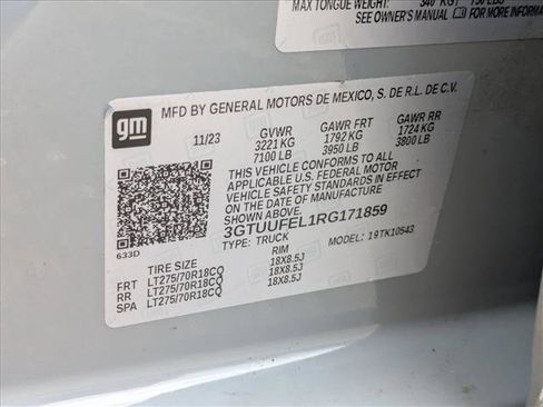Used 2024 GMC Sierra 1500 AT4X AWD/4WD image 22