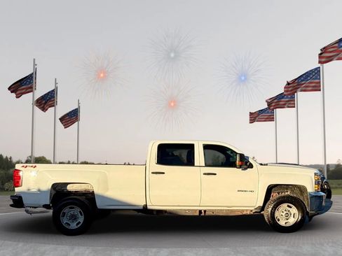 Used 2018 Chevrolet Silverado 2500 W/T w/ WT Convenience Package image 8