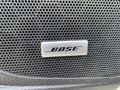 Used 2019 Chevrolet Impala Premier w/ Premier Confidence Package image 21