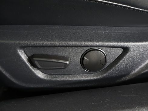 Used 2024 Ford Mustang Premium image 31