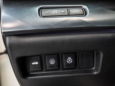 Used 2023 Nissan Maxima SR w/ Sport Mat Group FWD image 44