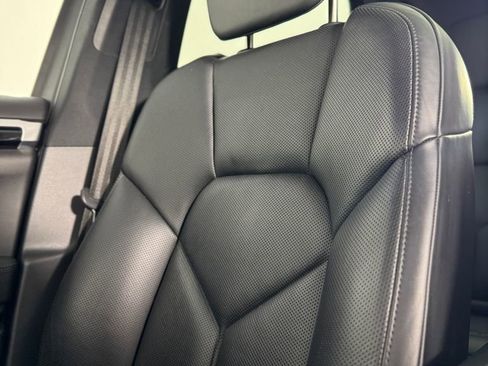 Used 2018 Porsche Cayenne AWD/4WD image 27
