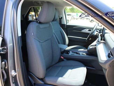 New 2026 Ford Explorer Active AWD/4WD image 7