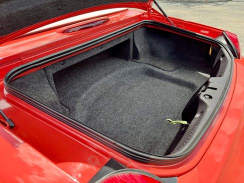 Used 2003 Ford Thunderbird image 56