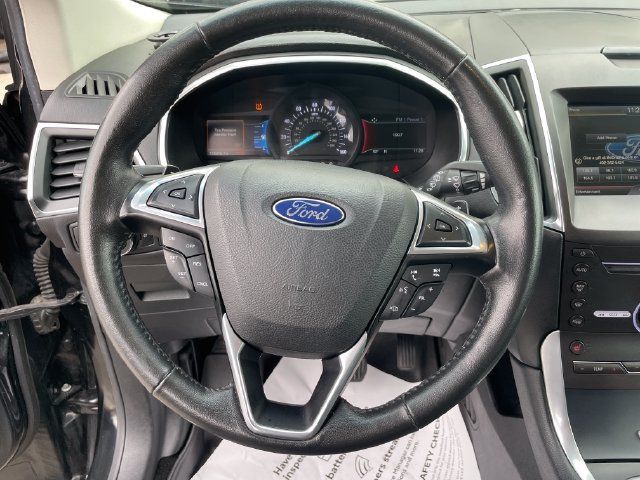Used 2015 Ford Edge Titanium AWD/4WD image 25