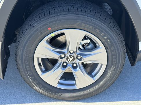 New 2025 Toyota RAV4 XLE image 15