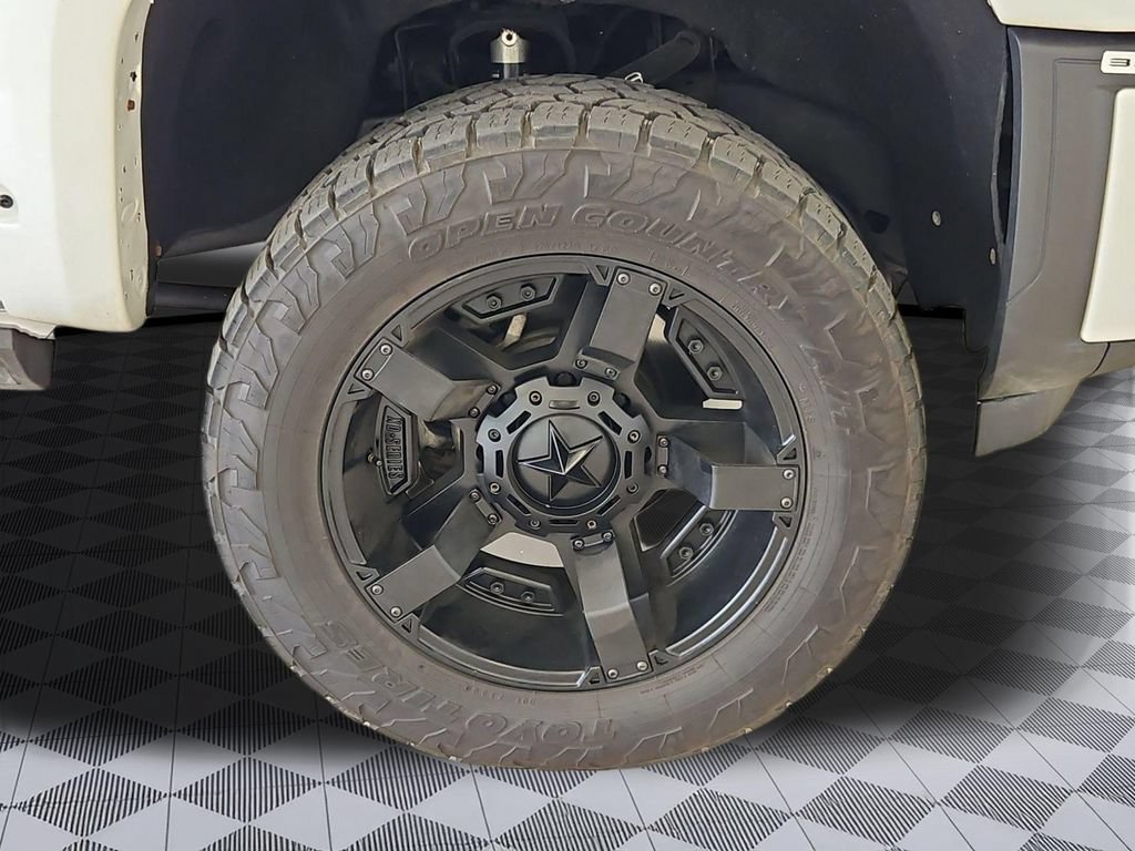 Used 2024 GMC Sierra 3500 Denali Ultimate AWD/4WD image 29