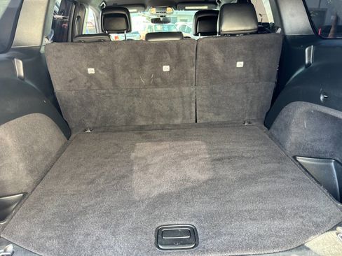 Used 2019 Jeep Grand Cherokee Altitude image 22