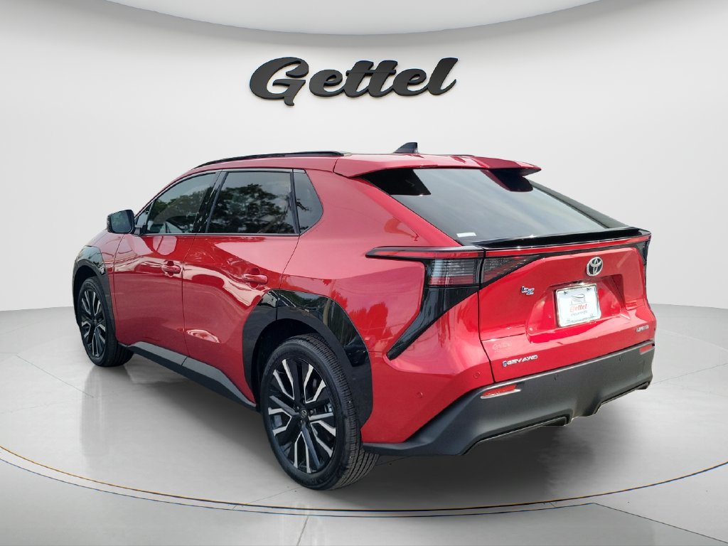 Used 2026 Toyota bZ AWD/4WD image 7