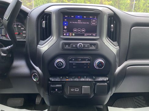 Used 2025 Chevrolet Silverado 2500 Custom w/ Custom Value Package AWD/4WD image 25
